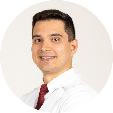 Dr. Yan Linhares